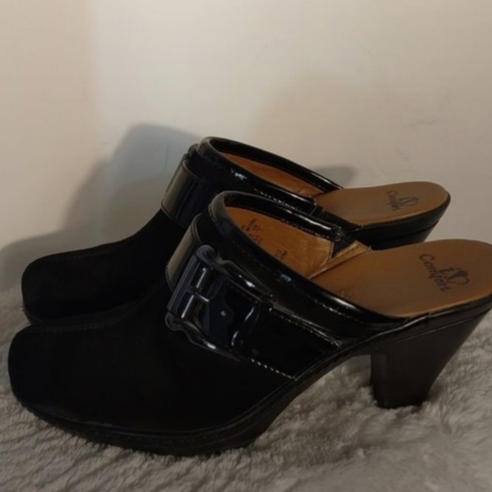 ** SOLD ** Leather/suede clogs/mules - I Love Comfort " Suzanne" - fit big - EUC - Picture 4 of 10